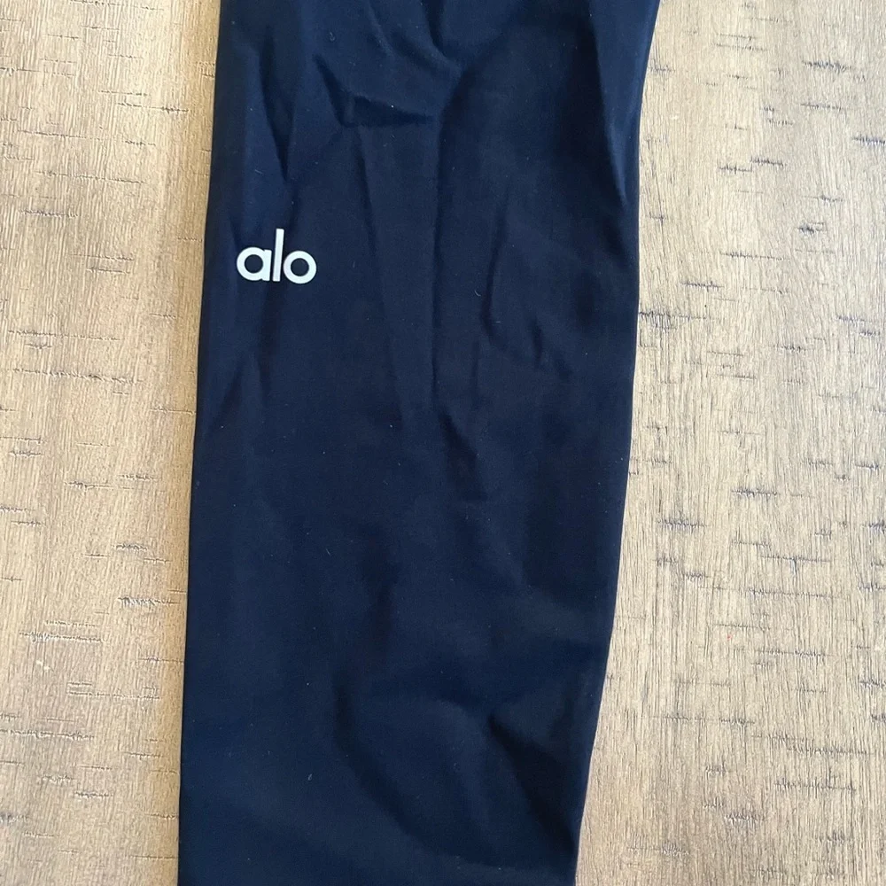 ALO Yoga alo warrior